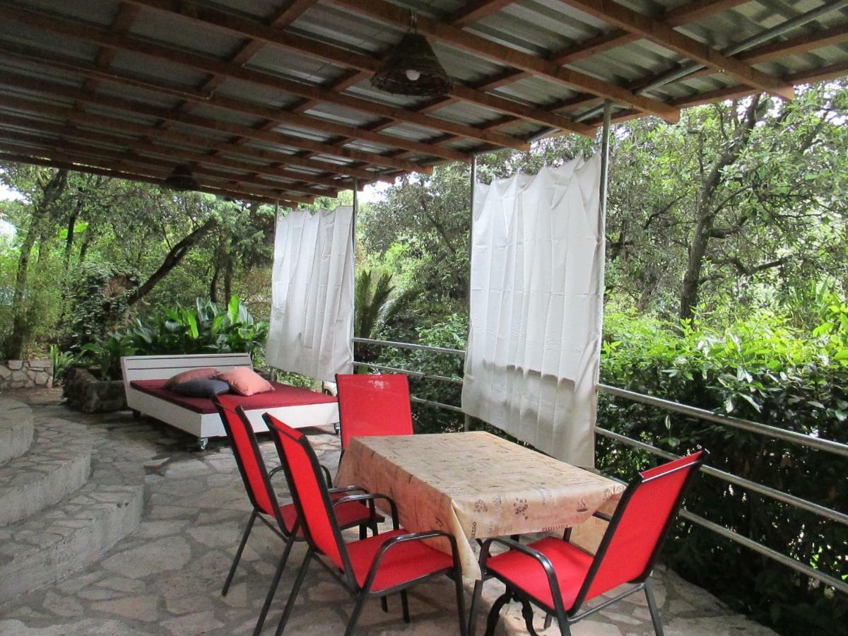 Relax Tiny Villas 40 Meters Of The Beach Zrnovo Bagian luar foto